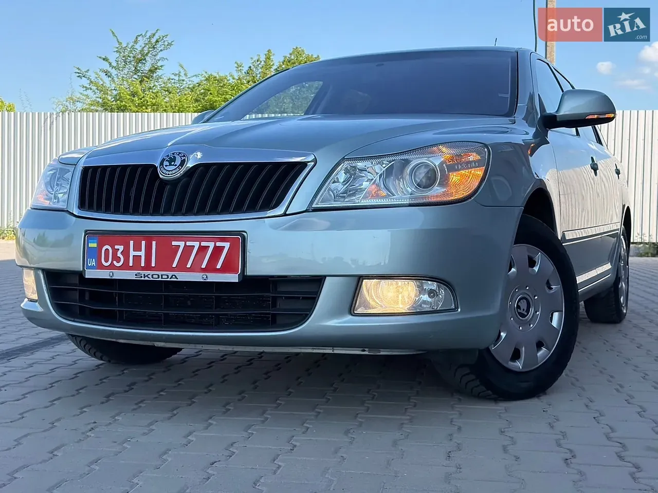 Skoda Octavia 2011 photo 5