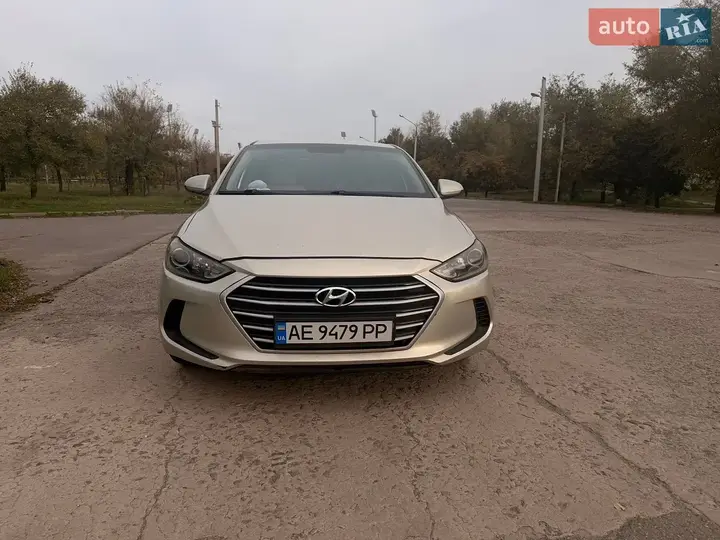 Hyundai Elantra 2017 photo 2