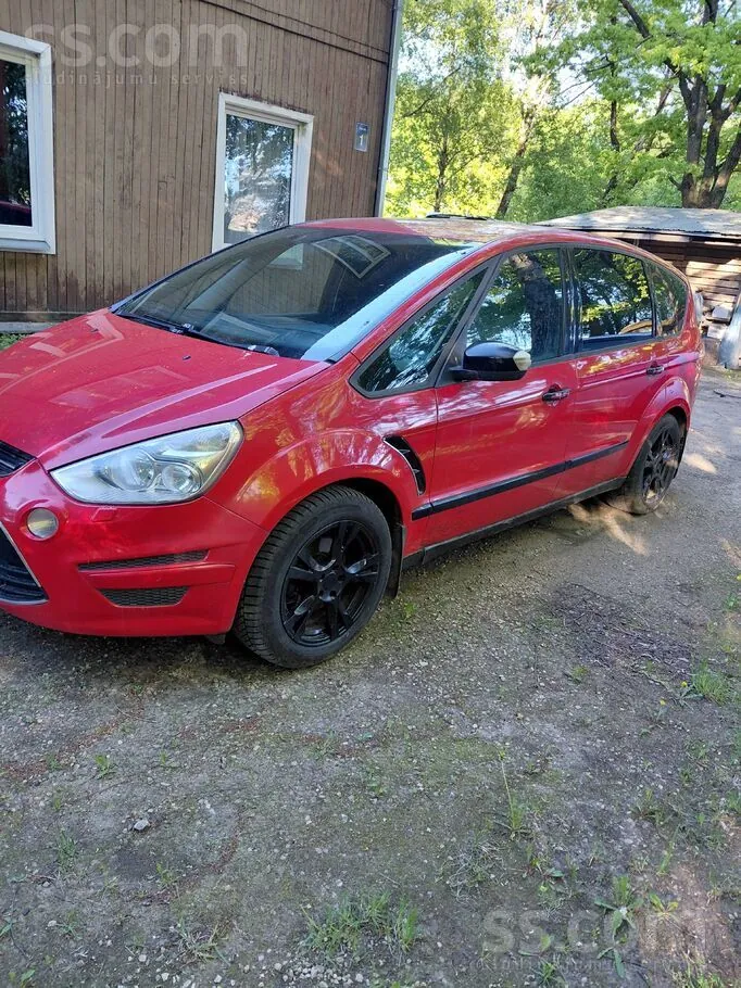 Ford S-Max 2012 photo 2