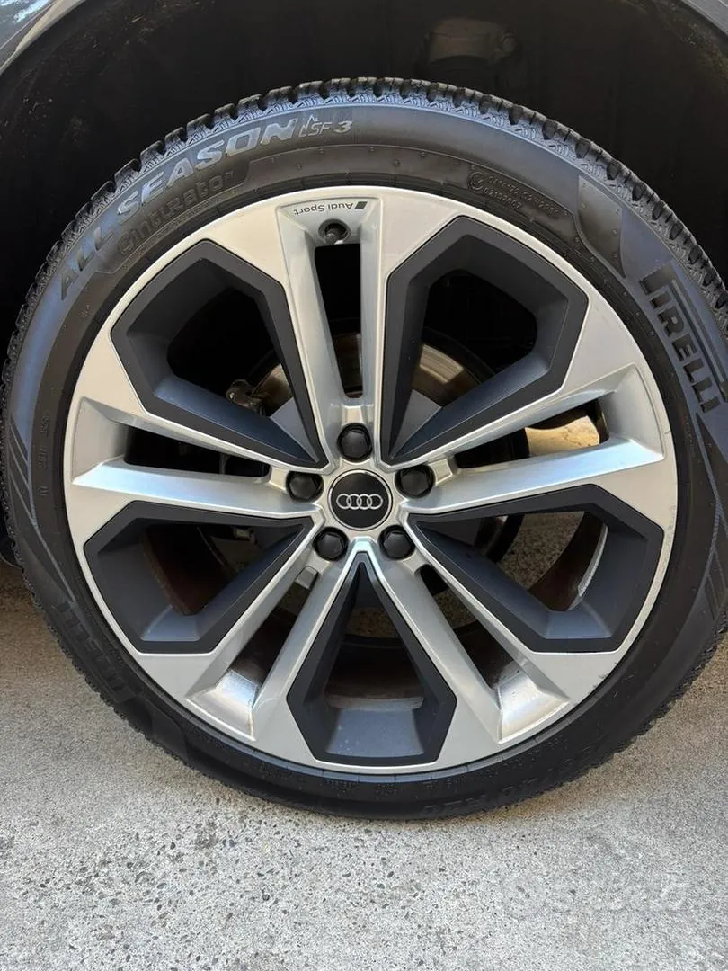 Audi Q3 2020 photo 4