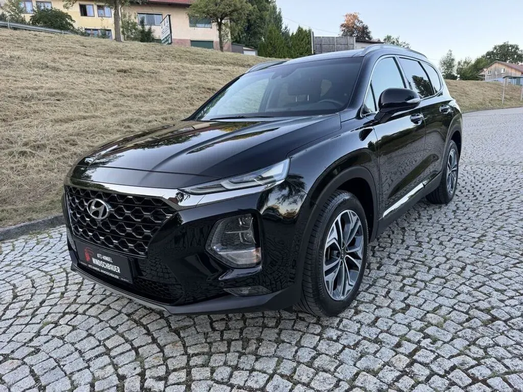 Hyundai Santa Fe 2019 photo 2