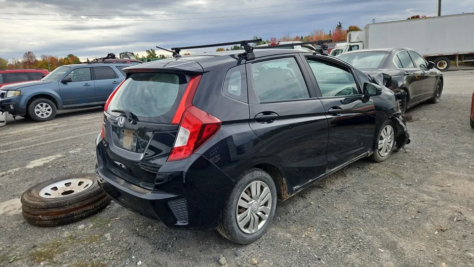Honda Fit 2015 photo 5