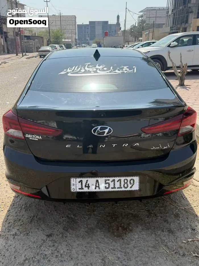 Hyundai Elantra 2019 photo 2