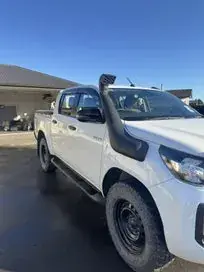 Toyota Hilux 2021 photo 3