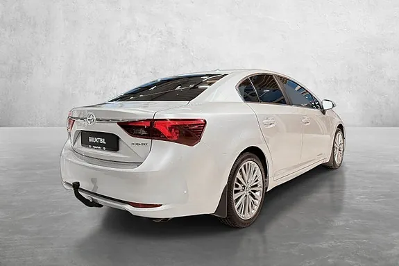Toyota Avensis 2016 photo 5