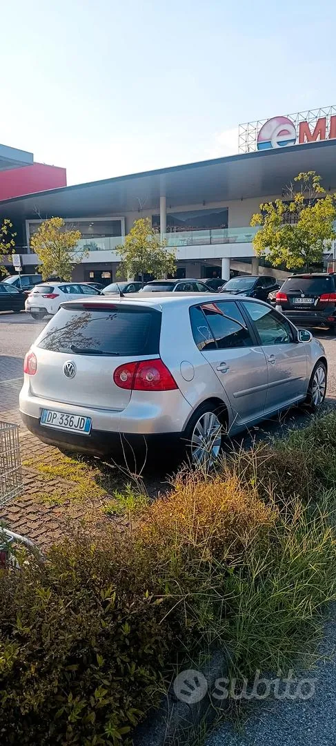 Volkswagen Golf 2008 photo 3