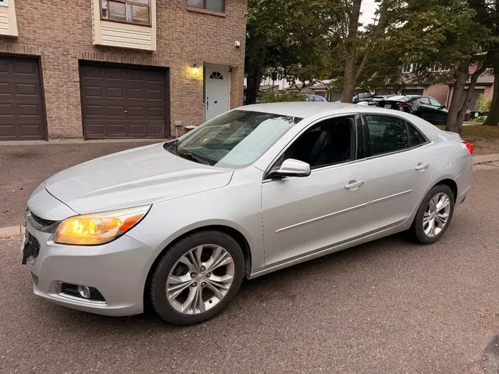 Chevrolet Malibu 2015 photo 2