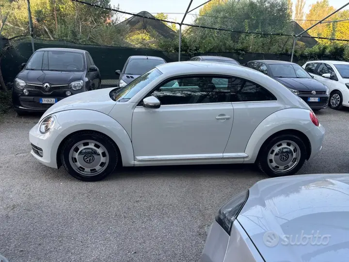 Volkswagen Maggiolino 2015 photo 4