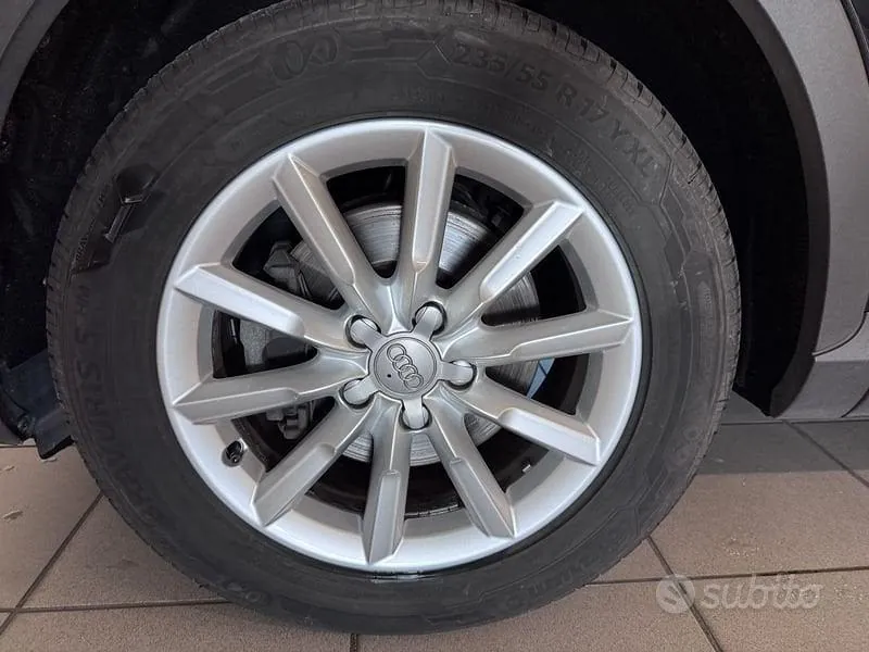 Audi Q3 2015 photo 5