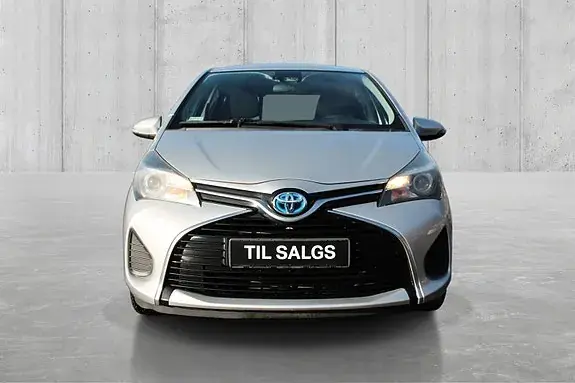 Toyota Yaris 2016 photo 2