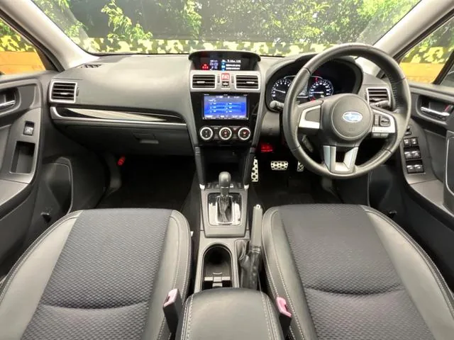 Subaru Forester 2015 photo 2