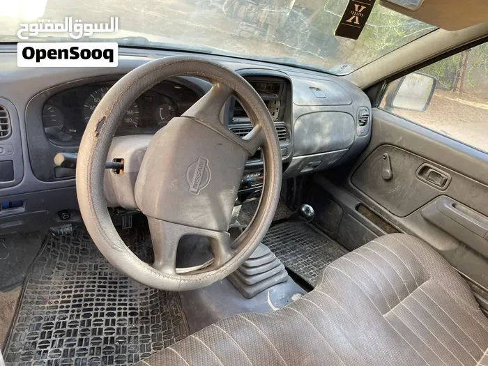 Nissan Datsun 2004 photo 2