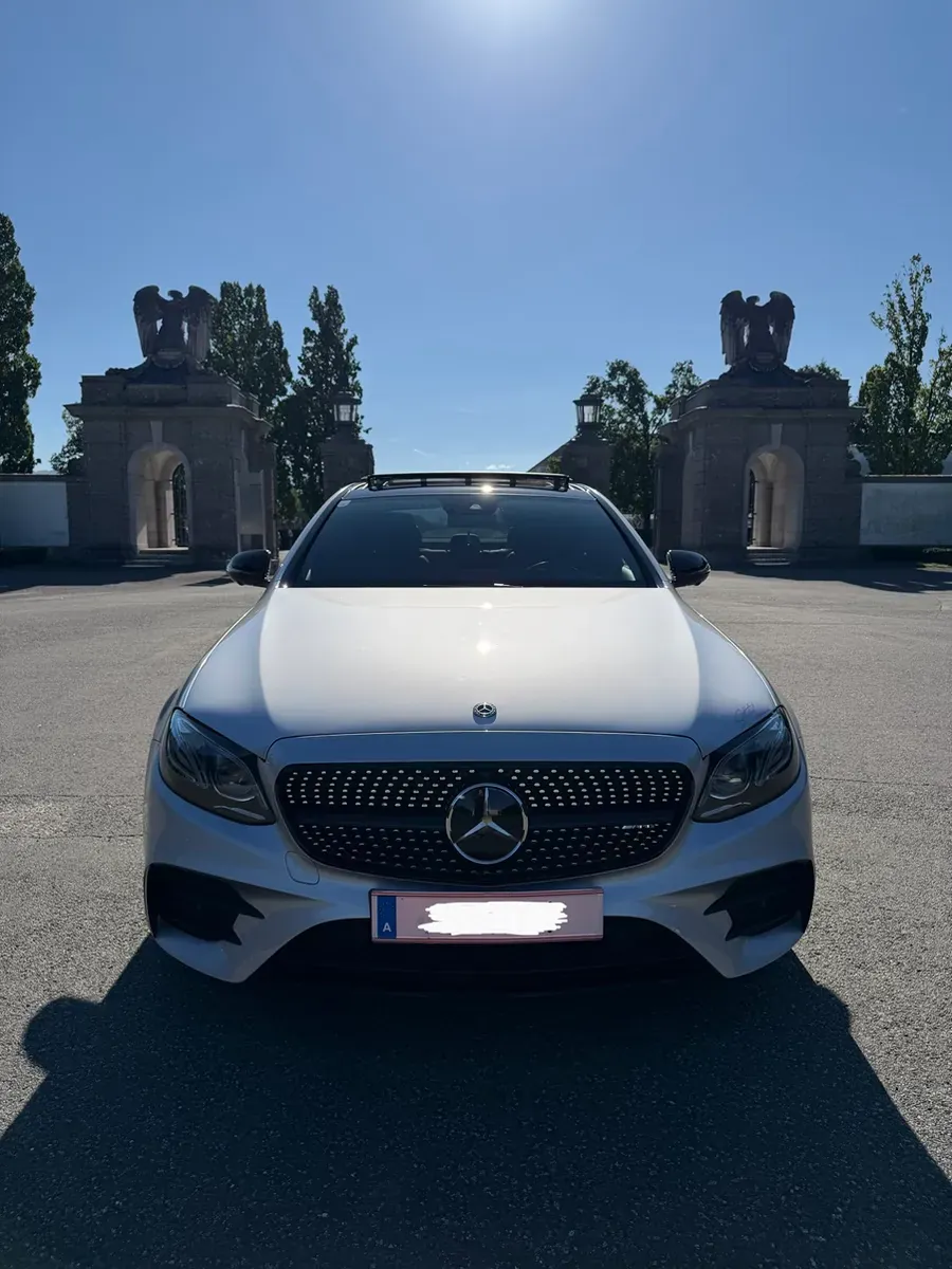 Mercedes-Benz E-Class 2020 photo 2