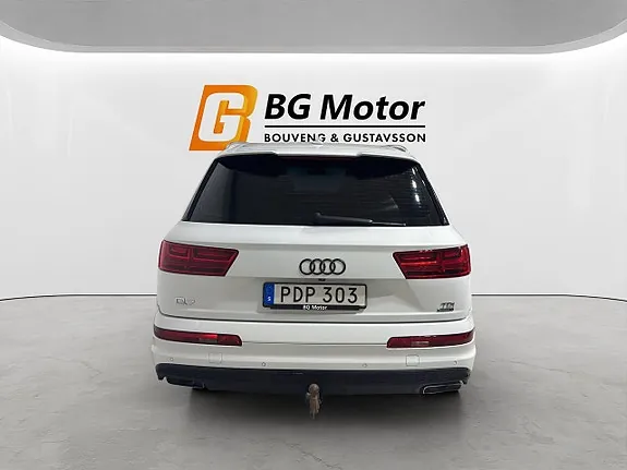 Audi Q7 2017 photo 5