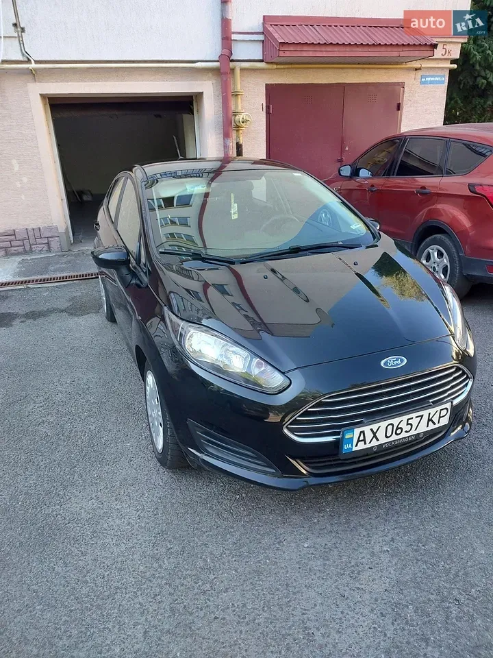 Ford Fiesta 2019 photo 2