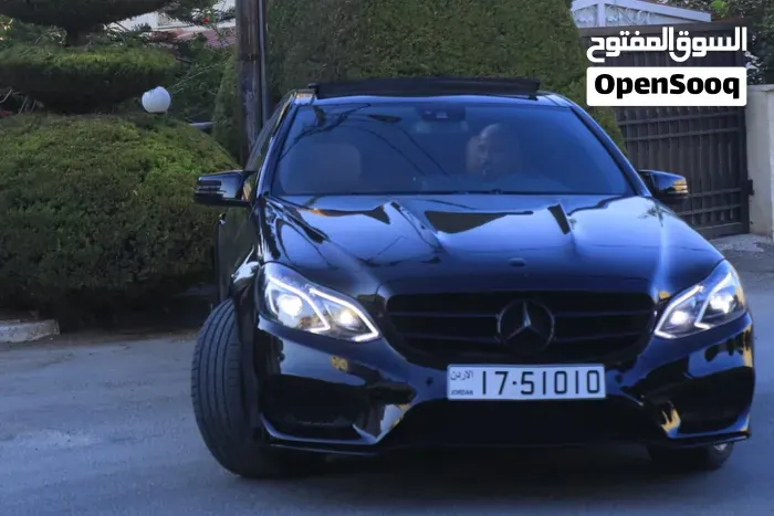 Mercedes-Benz E-Class 2012 photo 4