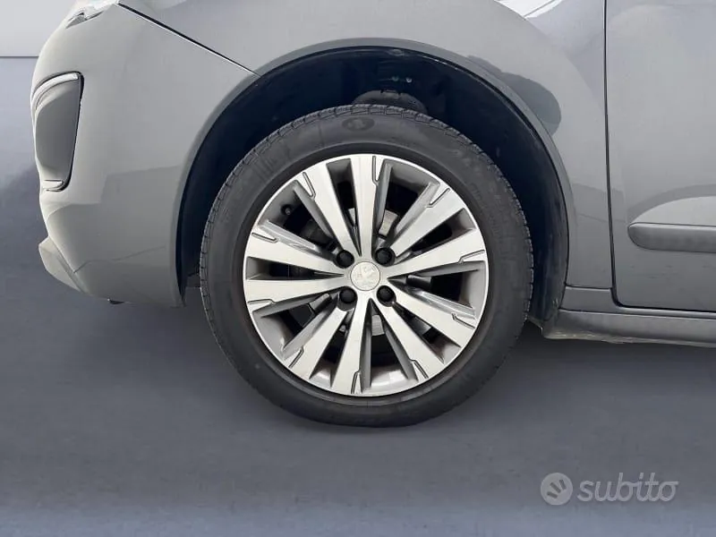 Peugeot 3008 2015 photo 5