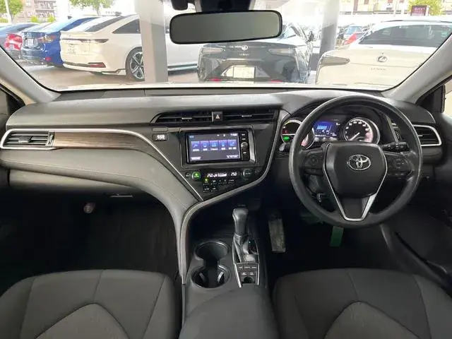Toyota Camry 2018 photo 2