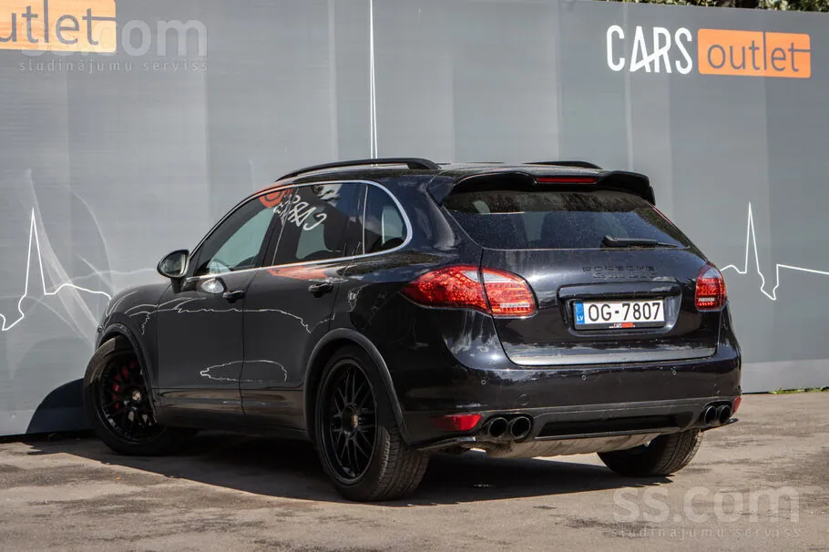 Porsche Cayenne 2010 photo 5