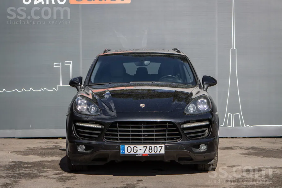 Porsche Cayenne 2010 photo 3