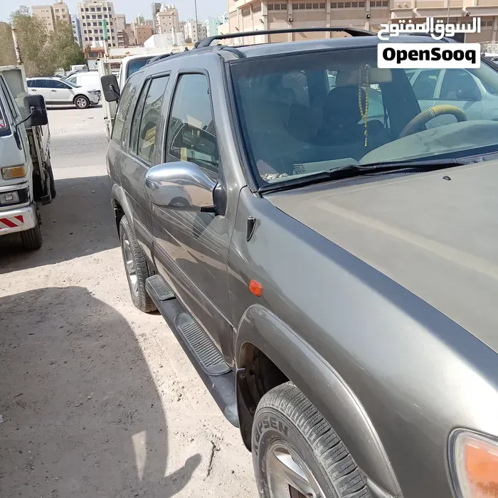 Nissan Pathfinder 2004 photo 5