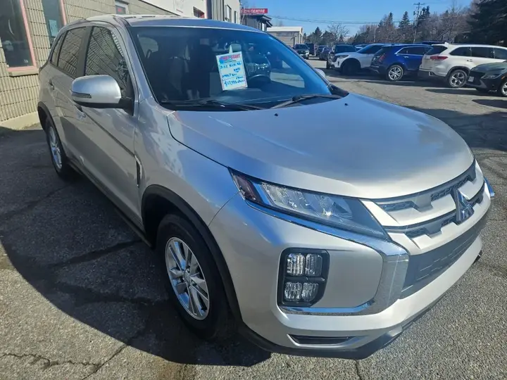 Mitsubishi Rvr 2022 photo 2