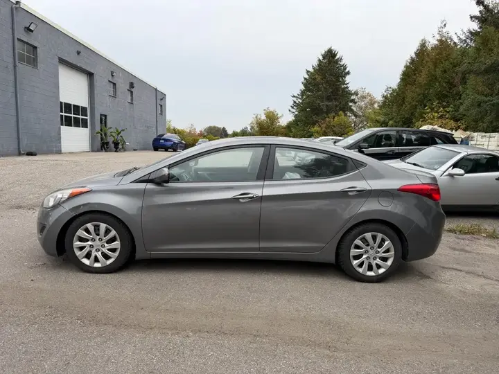 Hyundai Elantra 2013 photo 5