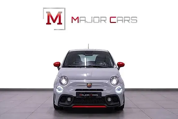 Abarth 595 2019 photo 2
