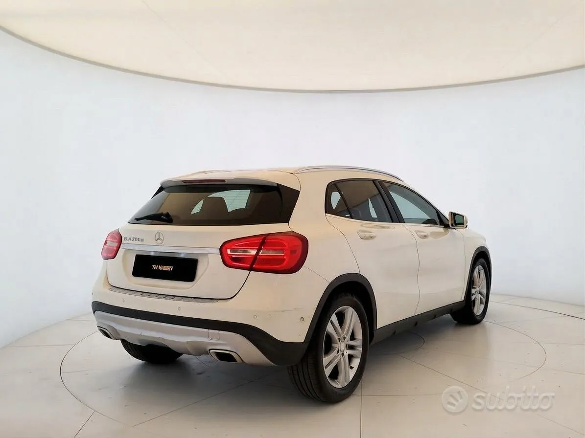 Mercedes-Benz Gla 2017 photo 4