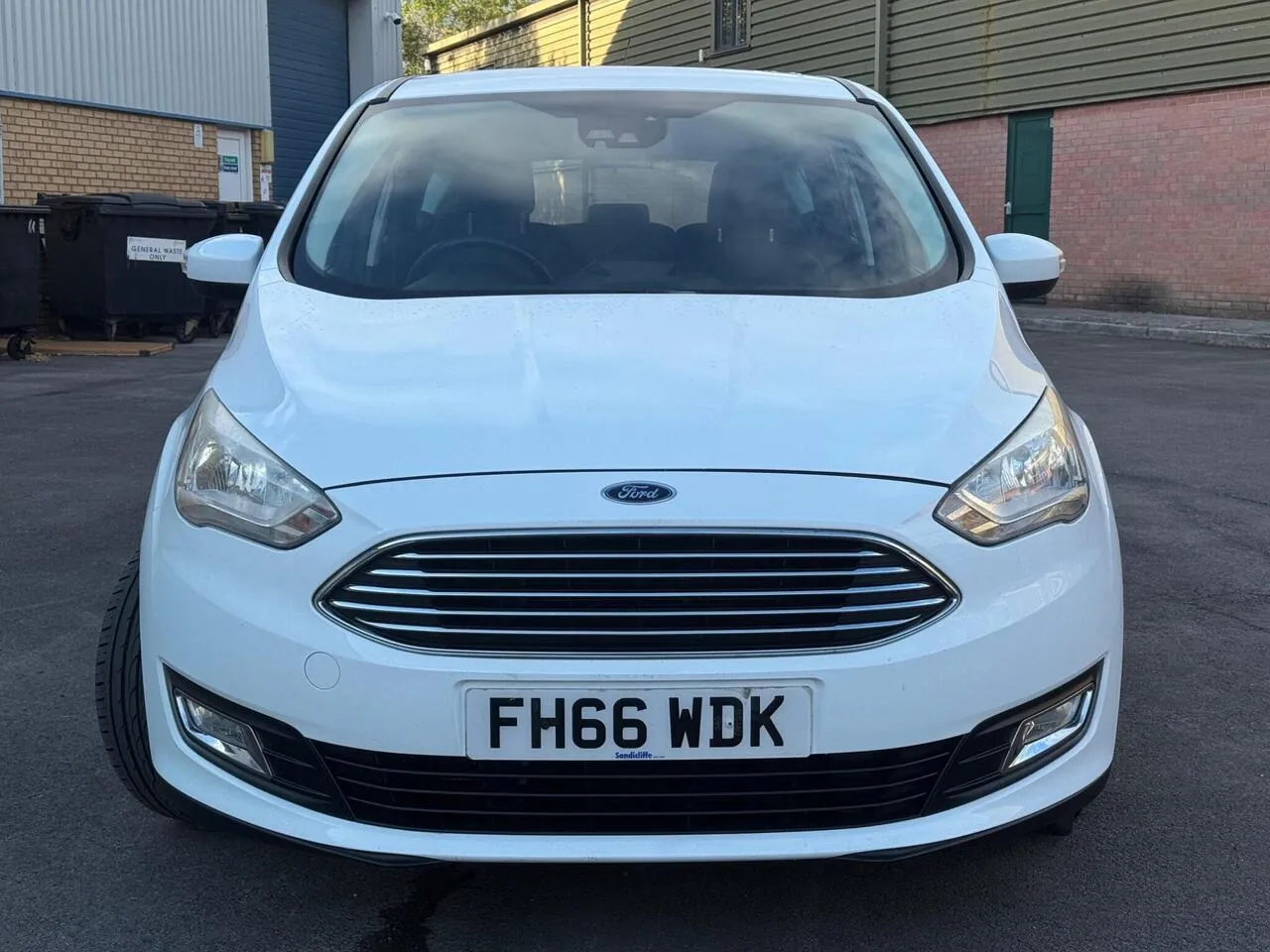 Ford C-Max 2016 photo 2