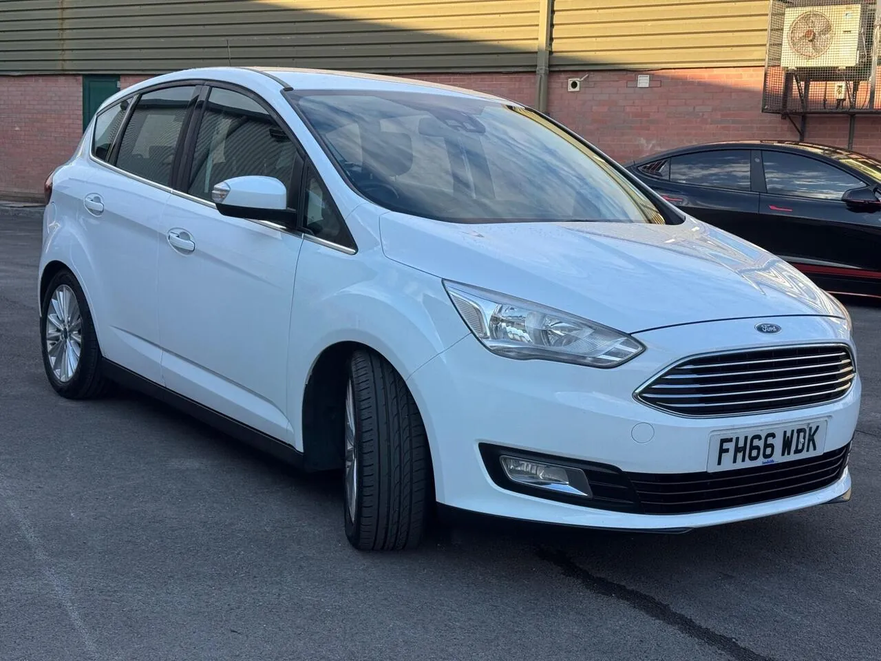Ford C-Max 2016 photo 5