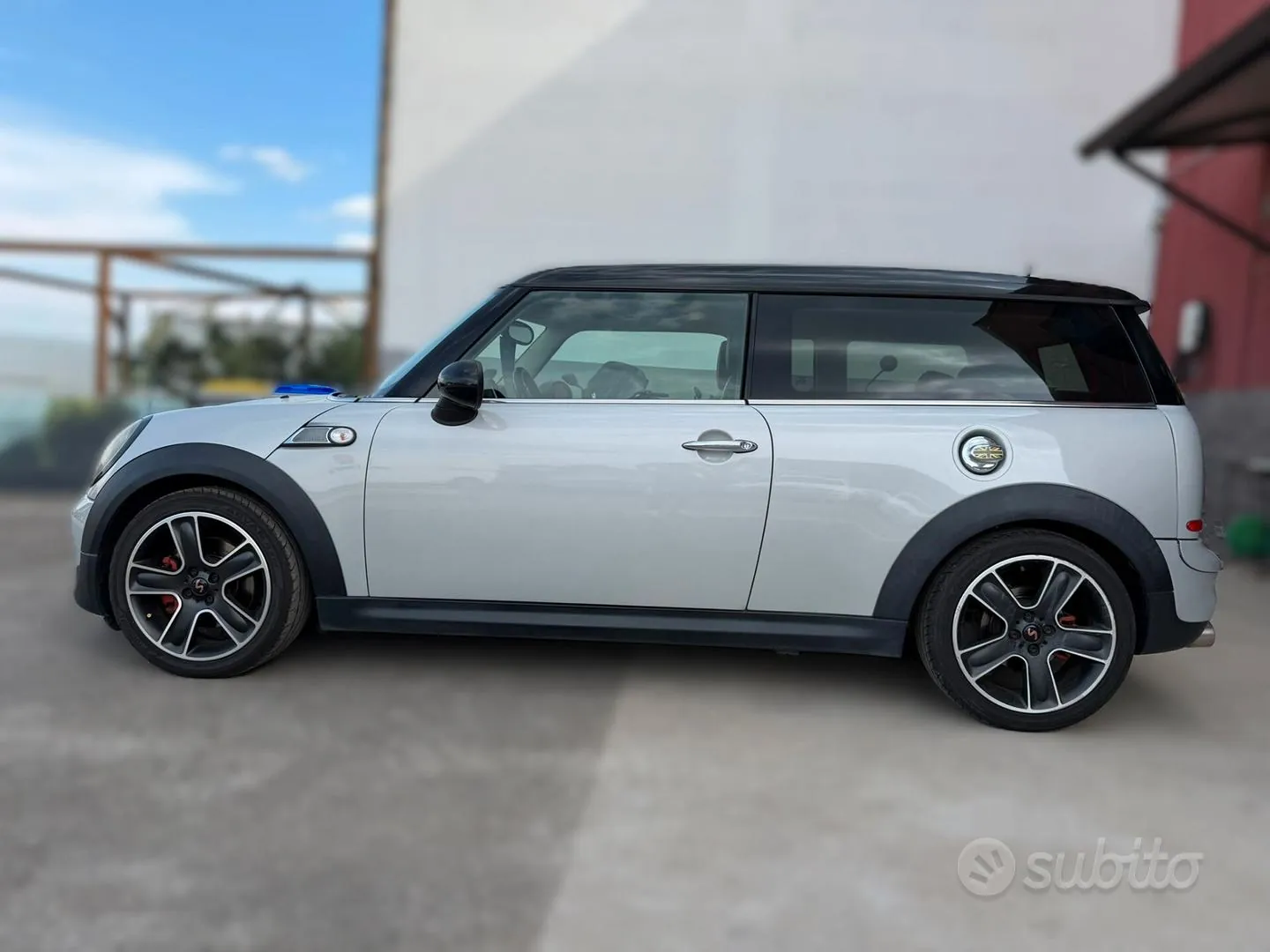 Mini Mini Clubman 2010 photo 2