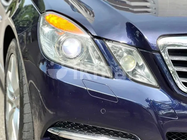 Mercedes-Benz E200 2011 photo 5