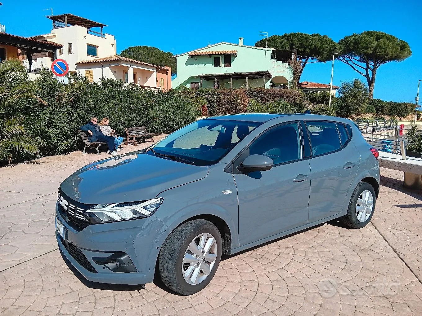 Dacia Sandero 2023 photo 2