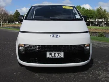 Hyundai Staria 2022 photo 5