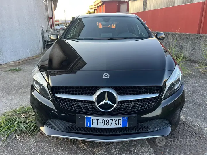 Mercedes-Benz A 180
