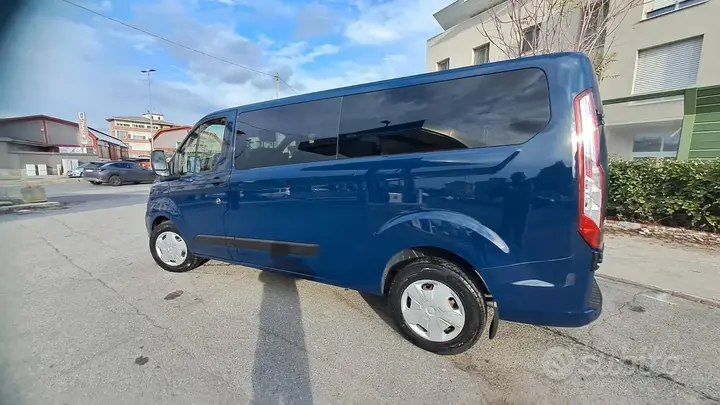 Ford Tourneo Custom 2022 photo 3