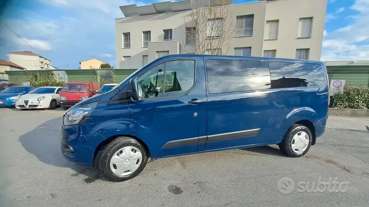 Ford Tourneo Custom 2022 photo 4