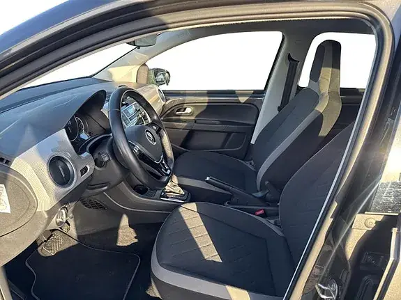 Volkswagen E-Up! 2022 photo 5