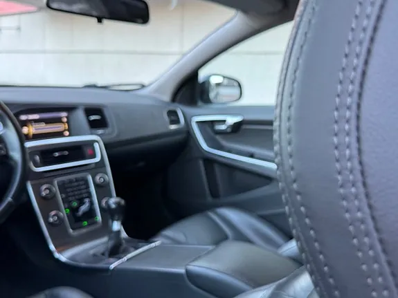 Volvo V60 2013 photo 3
