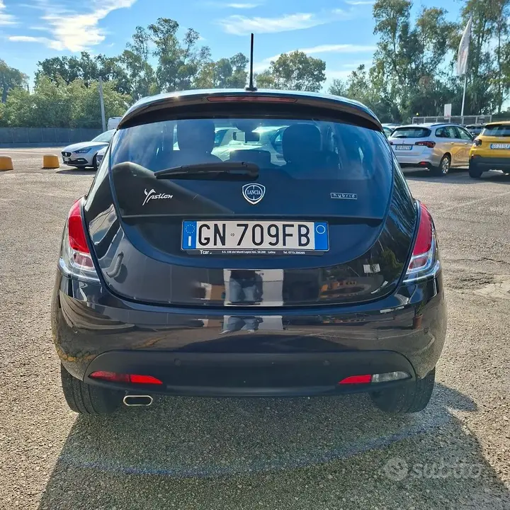 Lancia Ypsilon 2023 photo 4