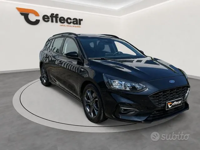 Ford Focus 2021 photo 3