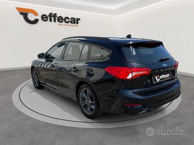 Ford Focus 2021 photo 4