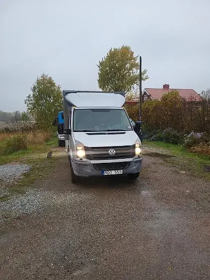 Volkswagen Crafter 2012 photo 2