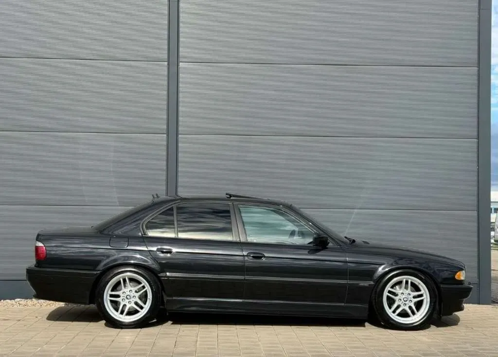 BMW 7 Series 2001 photo 3