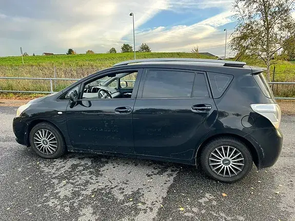 Toyota Verso 2011 photo 5