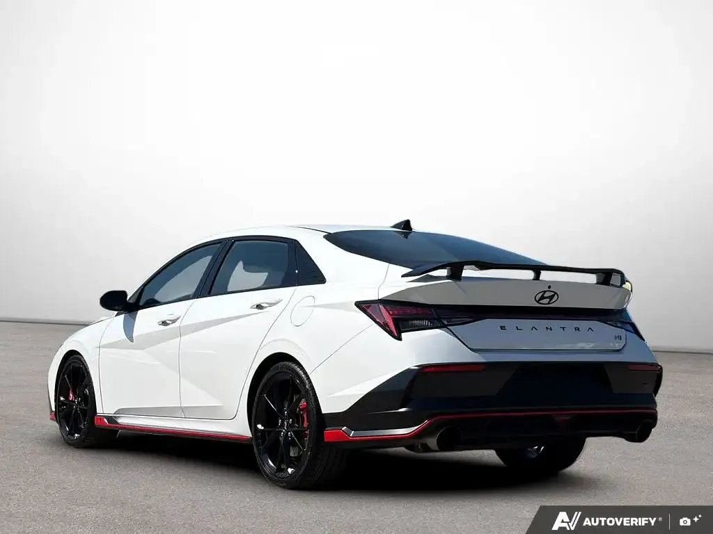 Hyundai Elantra 2024 photo 4