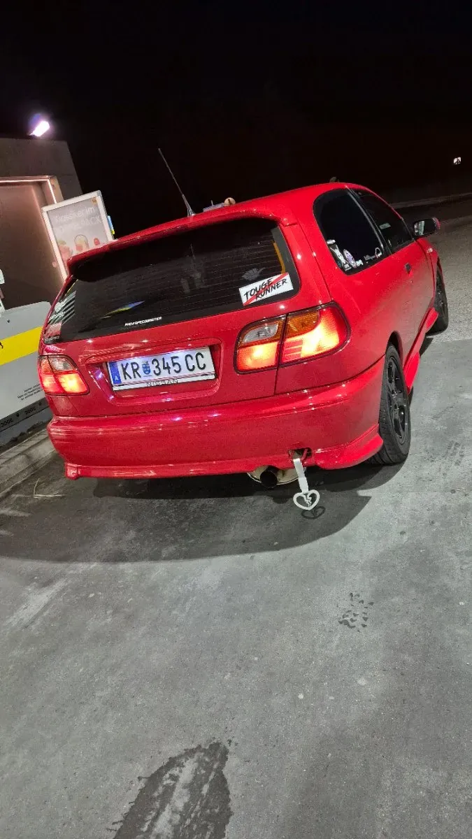 Nissan Almera