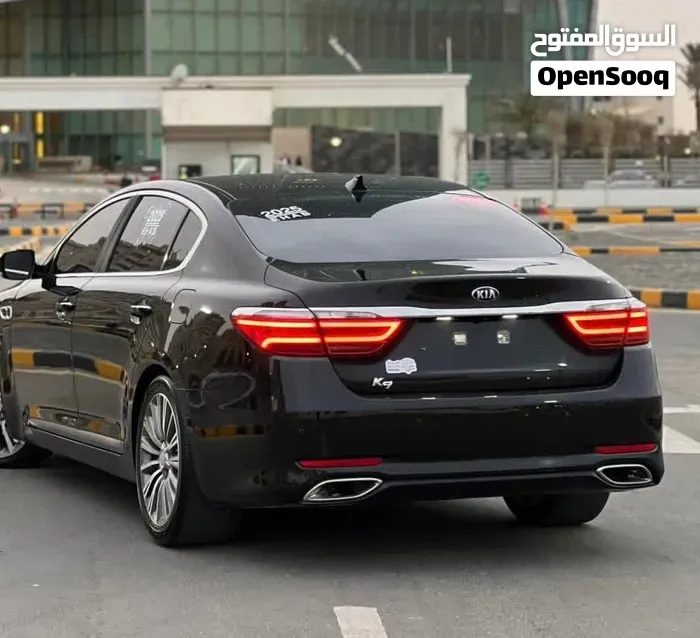 Kia Quoris