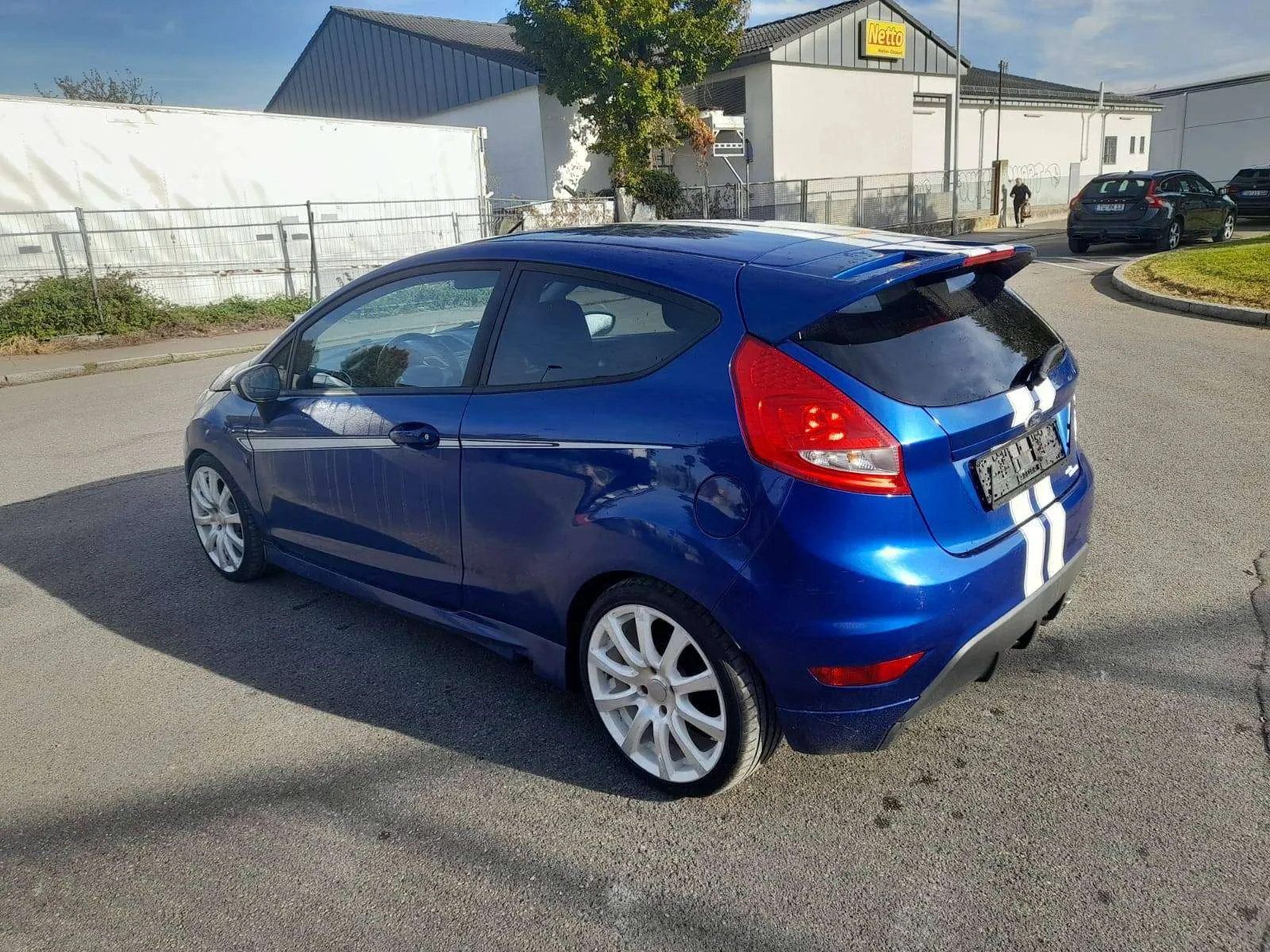 Ford Fiesta 2011 photo 4